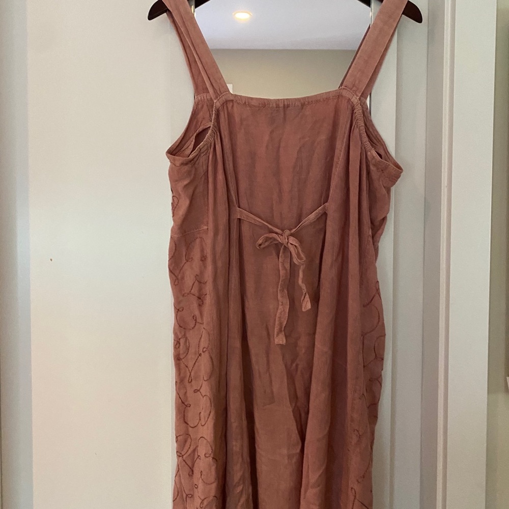 Dress - Picture 4 of 5